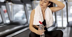 Proteja sua pele: cuidados para antes e depois da academia