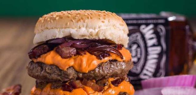 9 hamburguerias para matar a fome em BH