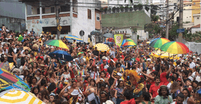 O bloco do Cerca Frango sai na Pompeia