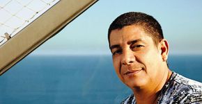 Zeca Pagodinho lança Sambabook na Fundição Progresso