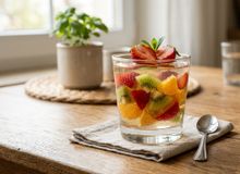 Featured side: A gelatina é famosa pelo colágeno que contém, mas seus benefícios vão muito além disso