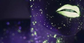 Fotógrafo capixaba cria série inspiradora com maquiagem em neon