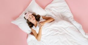 Como dormir melhor: 6 simpatias simples e eficazes para noites tranquilas