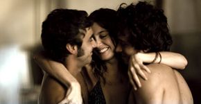 Ménage: 6 coisas que você precisa saber antes de fazer sexo a três