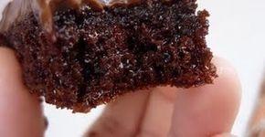 Faça bolo de chocolate sem usar farinha