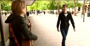 Britânico quer inspirar pessoas com um ato de bondade por dia