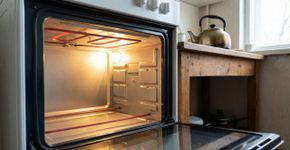 O que percebi na minha conta de luz após mudar um hábito simples com o forno