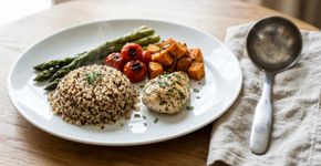 Esquentar a mesma panela de comida várias vezes ao longo do dia parece mais prático, mas no Canadá a recomendação é aquecer apenas a porção que será consumida e evitar reaquecer as mesmas sobras mais de uma vez
