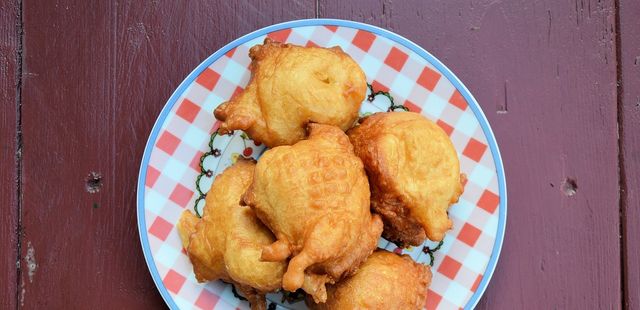 Bolinho de chuva sem culpa e sem óleo; aprenda a fazer