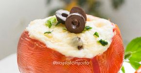 Prático e rápido: tomate recheado com queijo cottage assado no forno