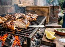 Featured side: Como fazer moelas na grelha: o truque dos churrasqueiros para que fiquem crocantes por fora e cremosas por dentro