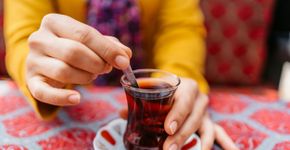 Consumo de chá diminui o risco de morte, indica pesquisa britânica