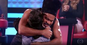 Carlinhos Brown se emociona com apresentação no ‘The Voice Kids’