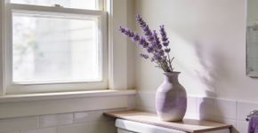 Por que você deve colocar um galho de lavanda no banheiro segundo o Feng Shui