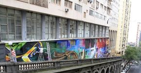 Viaduto Otávio Rocha ganha painel de graffiti em 3D