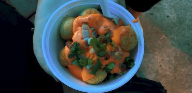 Fizeram um poutine de coxinha e isso não é fake news