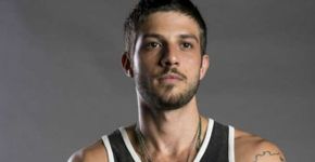 Chay Suede vai interpretar um garoto de programa em ‘Segundo Sol’