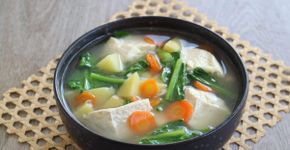 5 receitas de sopas práticas e nutritivas para o jantar