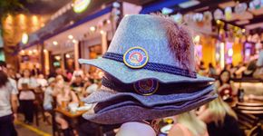 Oktoberfest invade bares de SP com pratos típicos, cerveja alemã e música ao vivo