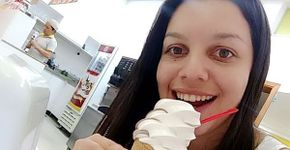 Vendedora de picolé reage a deboche de garotas e post viraliza