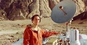 Homenagem a Carl Sagan na Estação Ciência