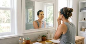 Uma pitada de cúrcuma é usada para dar mais viço à pele em casa, mas dermatologistas pedem cautela com a aplicação