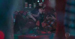 ‘Malhação’ mostra beijo lésbico e web celebra as diferenças