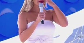 Após gravidez de risco, Eliana chora no retorno ao programa