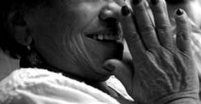 Dona Inah, a diva do samba com mais de 60 anos dedicados à música