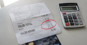 O erro bobo no cartão de crédito que faz você perder muito dinheiro