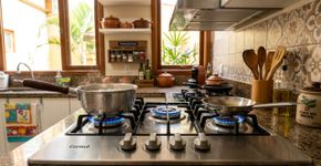 Cozinha: como manter a gordura do fogão sempre sob controle?