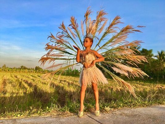 Suchanatda Kaewsa-nga cria coleções inspiradas em Victoria's Secret 