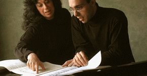 Duo toca Schumann no Auditório do MASP