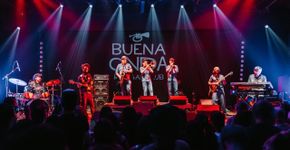 Foto: (Reprodução / Instagram @buenaondareggaeclub / Crédito: @anderscarvalho, @fabio_ponce e @_teschi)