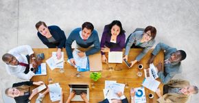 Nestlé, Ambev, Bayer e mais: 44 empresas têm vagas de estágio e trainee