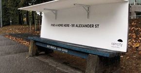 Campanha incentiva moradores de rua a dormirem em praças públicas