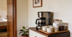 Como montar um cantinho do café charmoso em espaços pequenos?