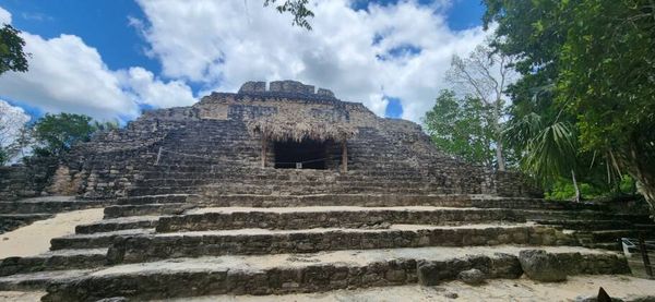 Sítio arqueológico maia de Chacchoben, na Costa Maya, no México
