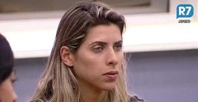 Ana Paula Minerato protagoniza topless em ‘A Fazenda’