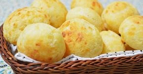 Aprenda a fazer pão de queijo em curso gratuito