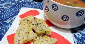Inove na hora da sopa: caldo de cebola e batata