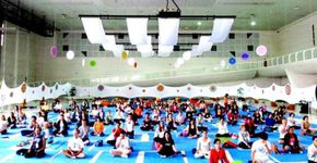 Sesc Santo André realiza atividades de yoga, capoeira e artes marciais para pais e filhos