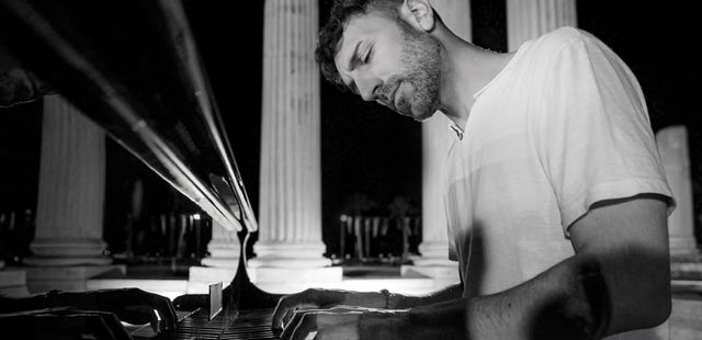 Andrea Vanzo na turnê ‘Intimacy Part 2’
