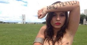 Jornalista que lança movimento contra o estupro é vítima de ataques digitais