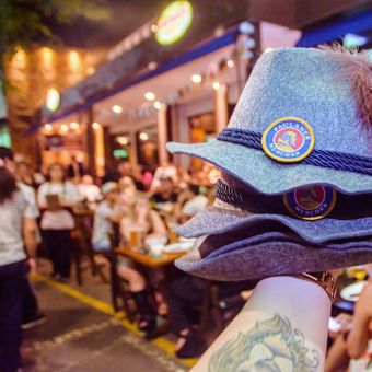 Featured mobile: Oktoberfest invade bares de SP com pratos típicos, cerveja alemã e shows
