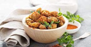 Nuggets na airfryer: aprenda a fazer o tradicional e o vegano