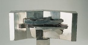 Espaço arte aço e escultura de Vlavianos
