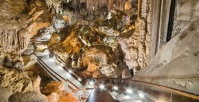 Foto: (Cuevas de Nerja)