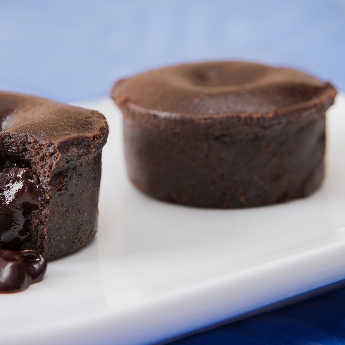 Aprenda a fazer um petit gateau maravilhoso de forma bem fácil
