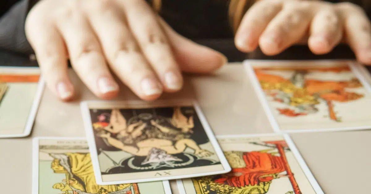 Tarot do dia: previsão para os 12 signos em 17/09/2026